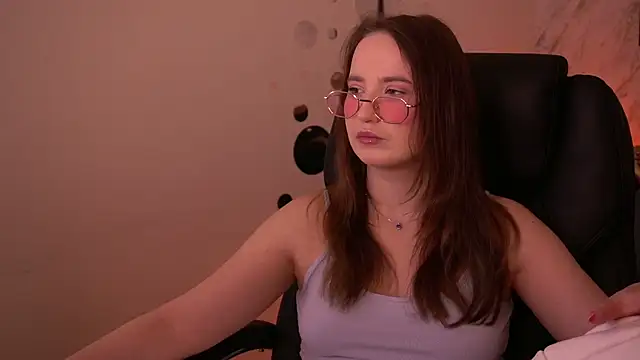 SofieBloom online show from May 30, 9:31 pm