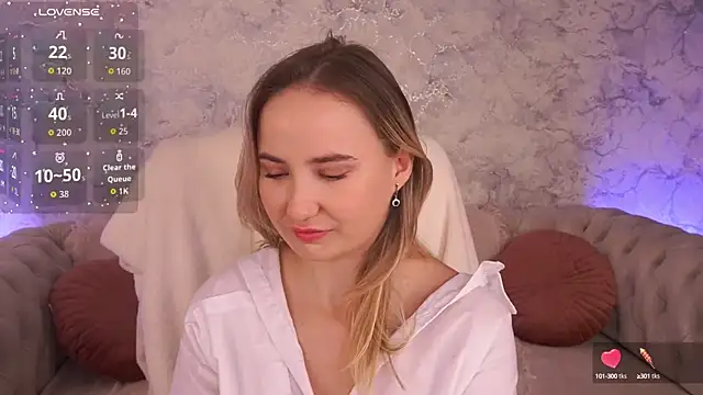 SofieBloom online show from October 7, 10:55 pm