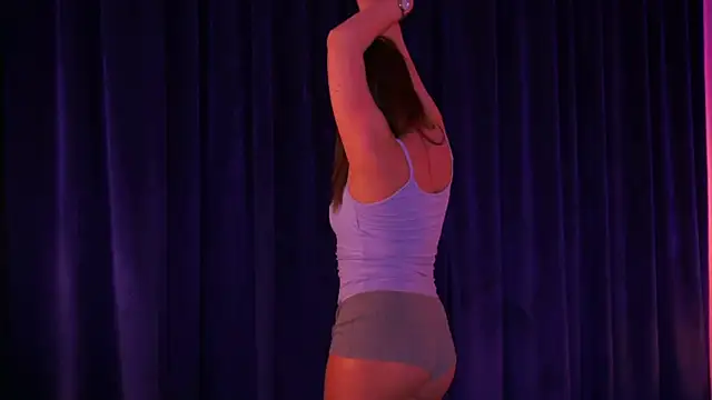 SofieBloom online show from May 5, 11:41 pm