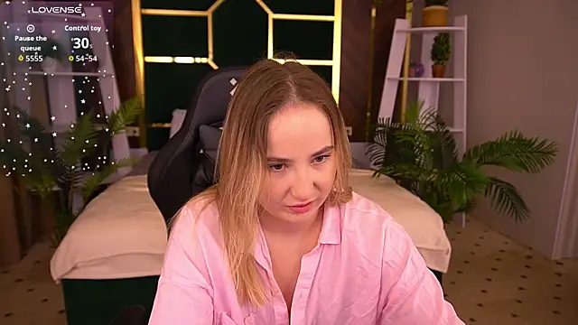 SofieBloom online show from November 10, 11:43 pm