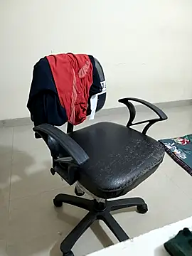 Snapshot of Pihu_Chopra chatting on October 6, 3:57 pm Pihu Chopra online show from October 6, 3:57 pm