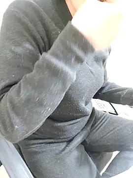 Pihu Chopra online show from December 2, 3:47 pm