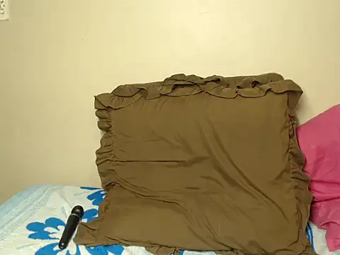 Snapshot of SexyEbonyy_ chatting on October 26, 7:47 pm SexyEbonyy online show from October 26, 7:47 pm