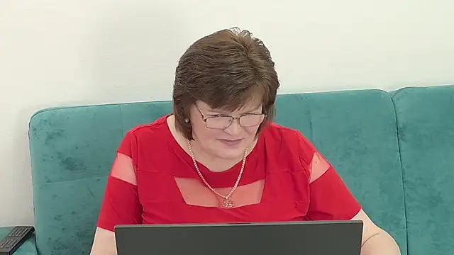Snapshot of Sandra_Sunrise chatting on October 13, 10:06 am Sandra Sunrise online show from October 13, 10:06 am
