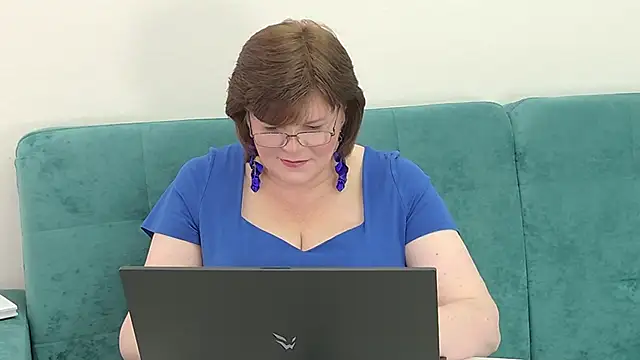 Snapshot of Sandra_Sunrise chatting on September 28, 9:16 am Sandra Sunrise online show from September 28, 9:16 am