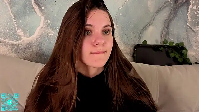 chloemilka online show from April 30, 6:37 pm