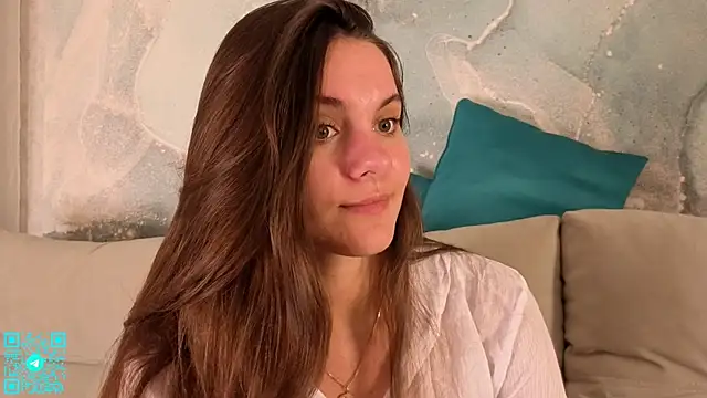 Snapshot of chloemilka chatting on July 13, 6:51 pm chloemilka online show from July 13, 6:51 pm