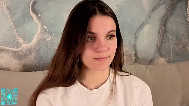 chloemilka online show from April 20, 5:36 pm