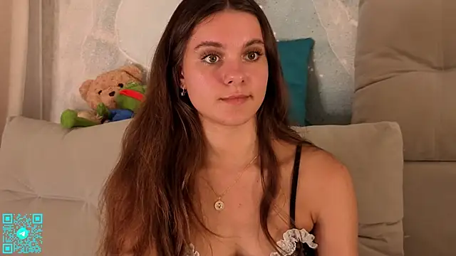 Snapshot of chloemilka chatting on July 17, 5:10 pm chloemilka online show from July 17, 5:10 pm