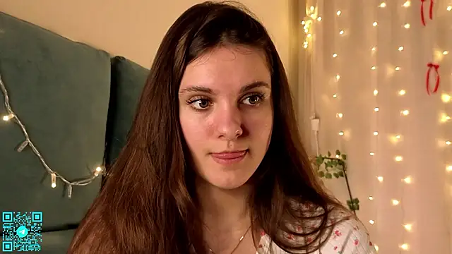 chloemilka online show from February 21, 5:26 pm