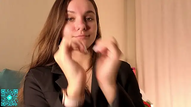 chloemilka online show from November 23, 5:34 pm