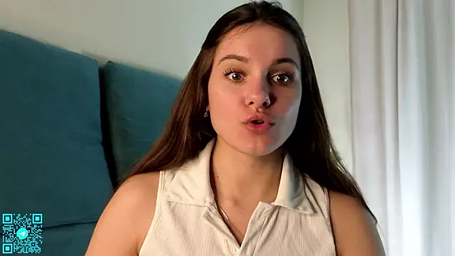 chloemilka online show from March 29, 5:14 pm