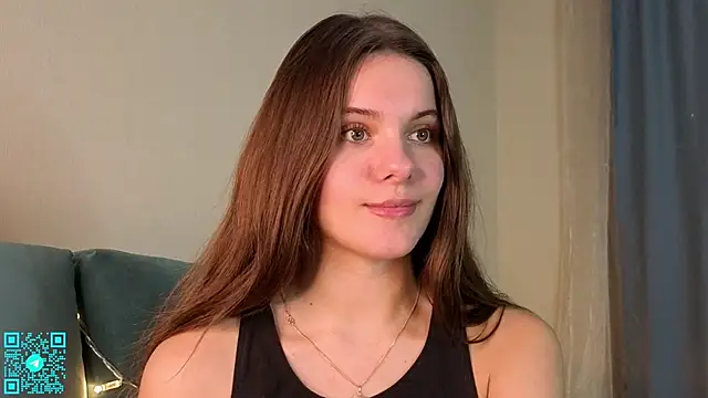 chloemilka online show from October 24, 5:45 pm