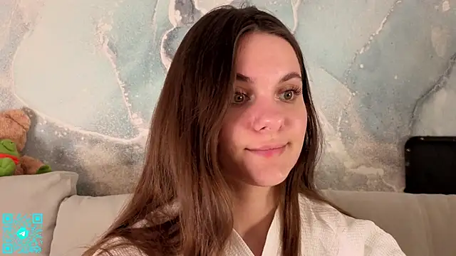chloemilka online show from May 21, 5:21 pm