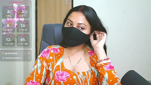 Snapshot of SassyWildCouple chatting on January 9, 6:04 pm SassyWildCouple online show from January 9, 6:04 pm