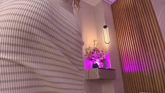 biancaa 18 online show from April 13, 7:40 pm