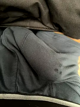 Snapshot of Coloureddickforyou chatting on October 7, 11:22 am Coloureddickforyou online show from October 7, 11:22 am