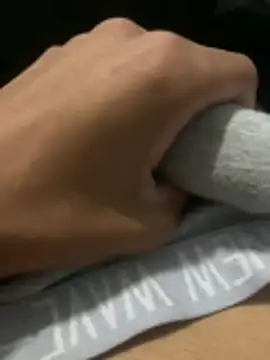 Snapshot of Coloureddickforyou chatting on December 18, 5:39 pm Coloureddickforyou online show from December 18, 5:39 pm