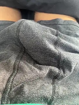 Snapshot of Coloureddickforyou chatting on December 15, 2:12 pm Coloureddickforyou online show from December 15, 2:12 pm