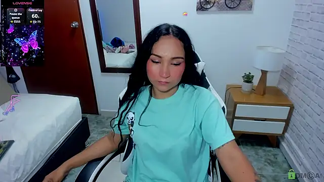 salome rojas  online show from April 9, 7:42 pm