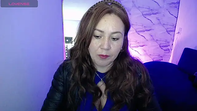 camixxx m online show from February 9, 12:58 pm