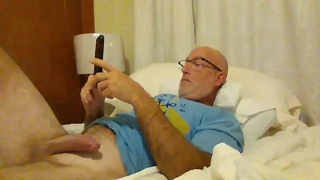 wolfi867 online show from October 14, 3:12 pm