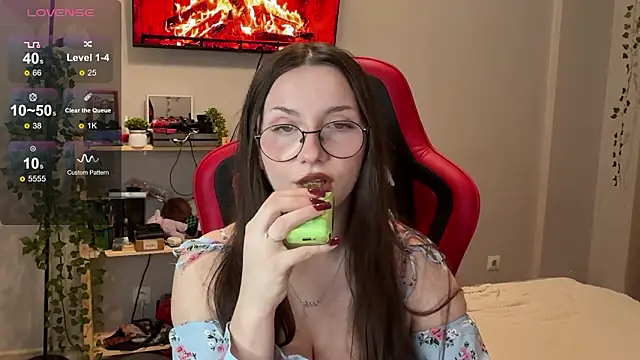 wwow meow online show from February 10, 5:06 am