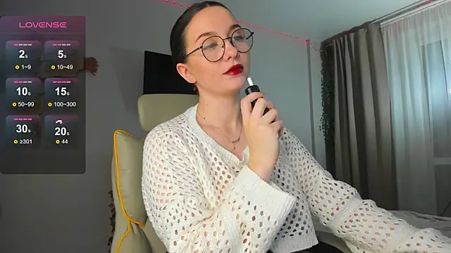 wwow meow online show from December 16, 10:52 am