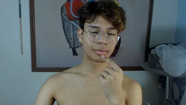 Snapshot of Kaoriimatsuii chatting on October 27, 12:00 am Kaoriimatsuii online show from October 27, 12:00 am