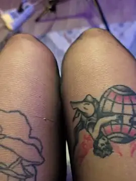 sarahpearlx online show from February 22, 11:28 pm