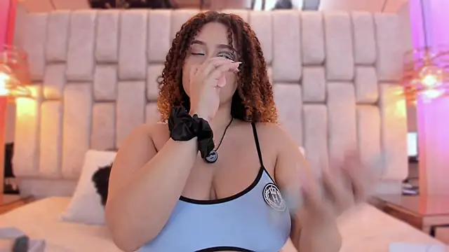 LissyConan online show from March 4, 8:49 pm