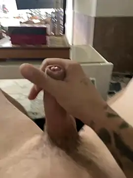 Snapshot of Marcotesudex chatting on November 5, 5:27 pm Marcotesudex online show from November 5, 5:27 pm