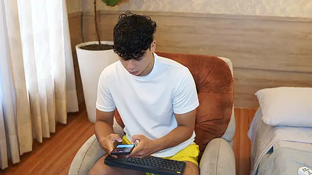 Ethan occonor online show from February 28, 1:00 pm