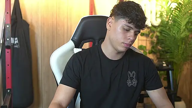 Ethan occonor online show from November 25, 12:44 am