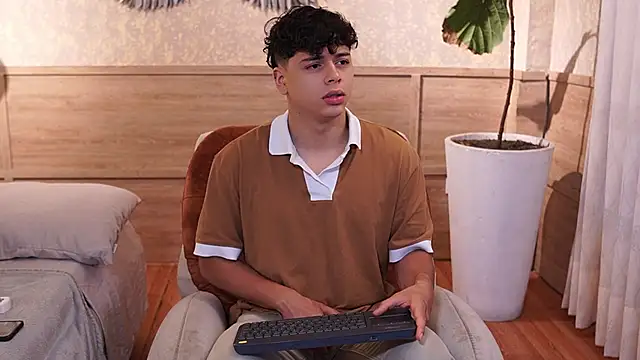 Ethan occonor online show from February 13, 11:43 am