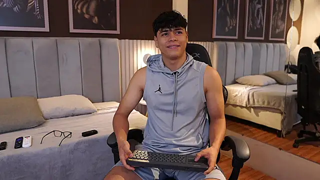 Ethan occonor online show from October 7, 12:17 pm