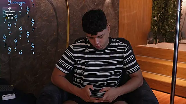 Ethan occonor online show from April 13, 1:26 pm