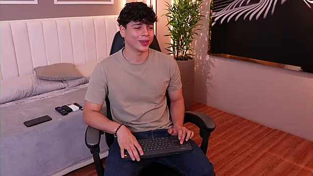 Ethan occonor online show from October 24, 12:42 am