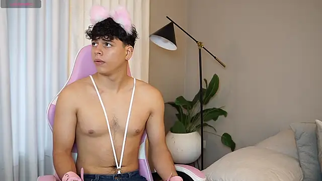 Ethan occonor online show from October 4, 1:23 pm