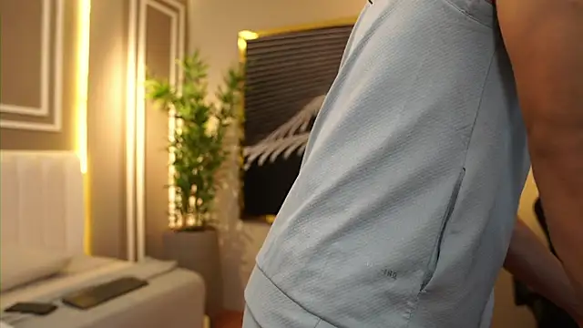 Ethan occonor online show from November 7, 1:04 pm