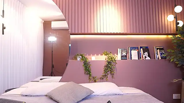 Ethan occonor online show from April 15, 12:53 pm