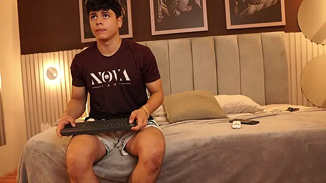 Ethan occonor online show from September 12, 10:53 pm