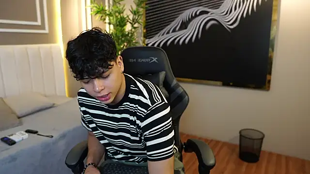 Ethan occonor online show from November 11, 12:44 pm