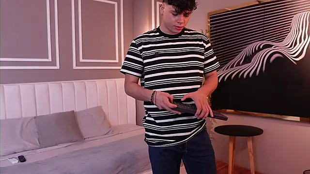 Ethan occonor online show from October 29, 11:31 am