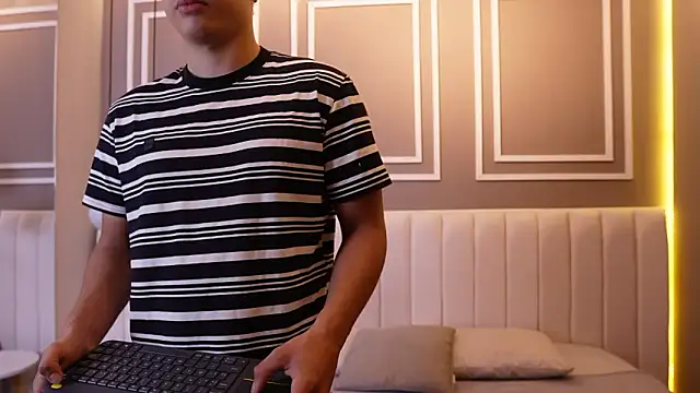 Ethan occonor online show from March 6, 12:44 pm