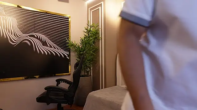 Ethan occonor online show from March 11, 11:48 am