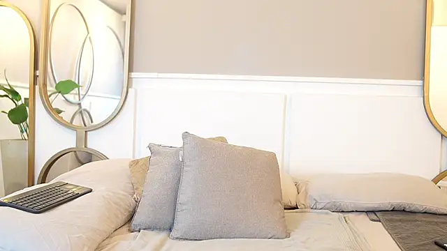 Ethan occonor online show from April 12, 5:49 pm