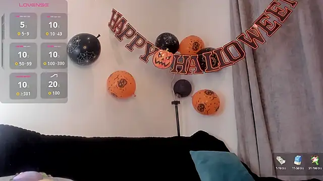 Snapshot of Maitte_love chatting on October 3, 10:17 am Maitte love online show from October 3, 10:17 am