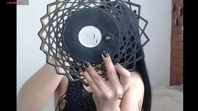 Snapshot of sadystone_777 chatting on October 7, 7:59 pm sadystone 777 online show from October 7, 7:59 pm