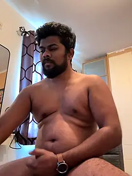 Snapshot of CrazyShashank chatting on October 5, 11:01 am CrazyShashank online show from October 5, 11:01 am